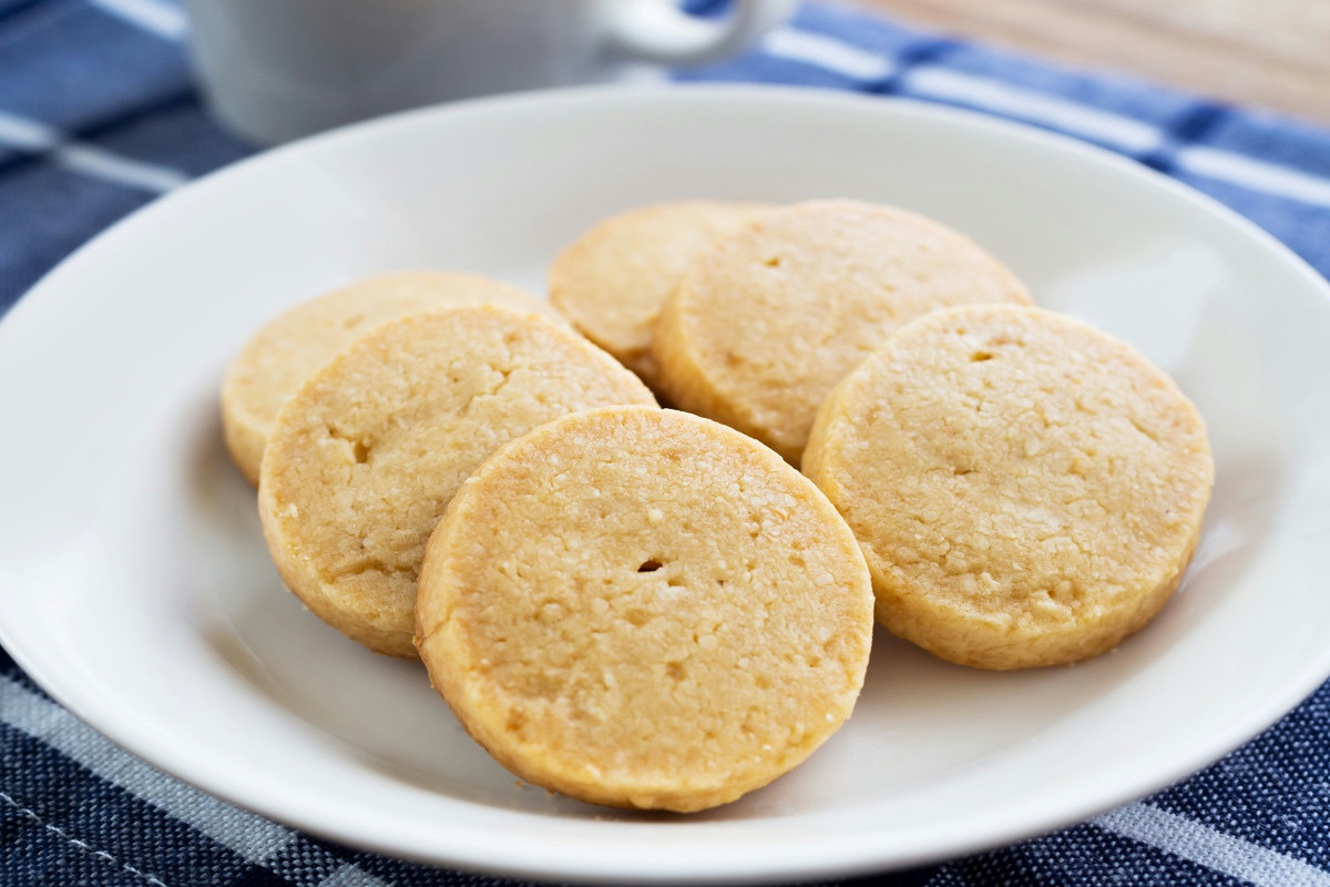Le tradizionali tegole della Valle d’Aosta, un viaggio tra sapori autentici e borghi incantevoli